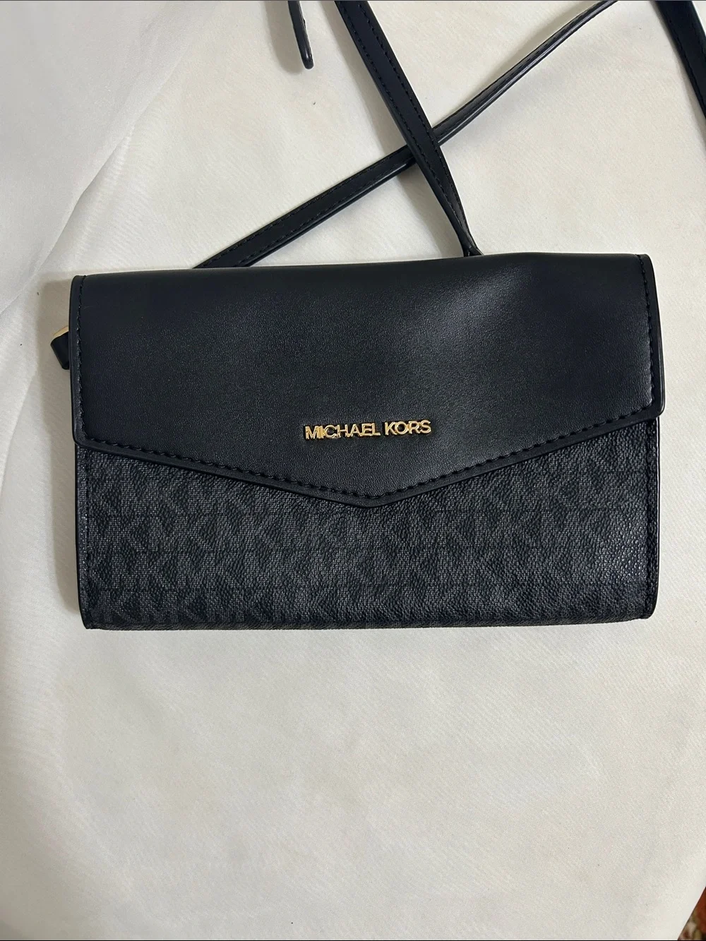 Michael Kors Charlotte Large Saffiano Leather 3-in-1 Tote In Black